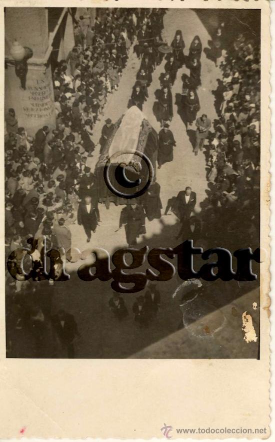 Antique Photography: FOTOGRAFIA ORIGINAL PROCESION DEL SANTO SEPULCRO POR CALLE CABALLEROS  CASTELLON