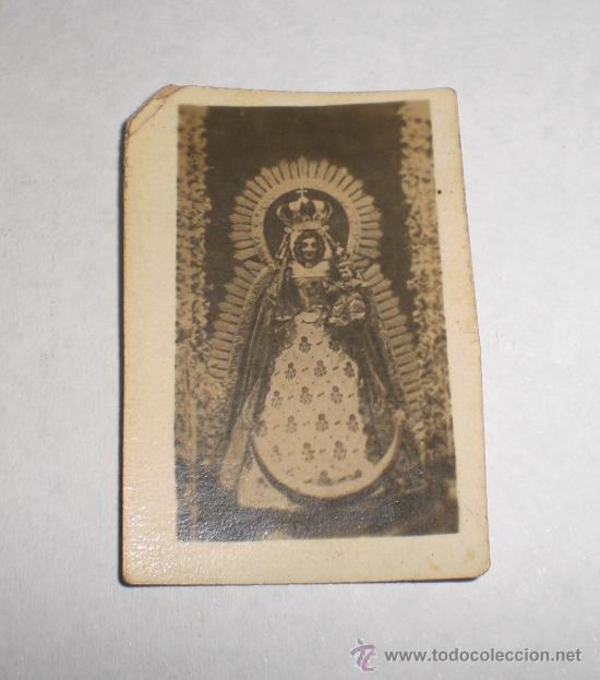 Fotografia antiga: Antigua Fotografia Religiosa en Miniatura (4,3 cm x 3 cm) - Nuestra Se&ntilde;ora de la Consolacion