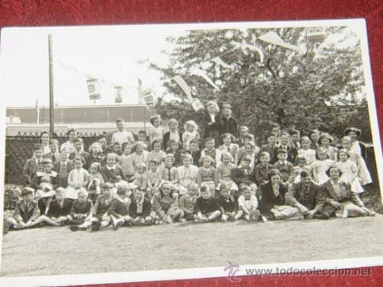 Fotografia antica: FOTO NUM. 65: MARAVILLOSA FOTOGRAF&Iacute;A ESCOLAR DE UNA CLASE EN GILLINGHAM.W.RAINEY FOT&Oacute;GRAFO.A&Ntilde;OS 50.