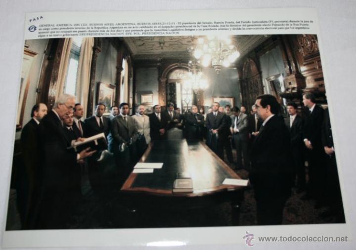 Fotograf&iacute;a antigua: RAMON PUERTA JURA CARGO COMO PRESIDENTE DE ARGENTINA EN LA CASA ROSADA - FOTO ORIGINAL DE AGENCIA