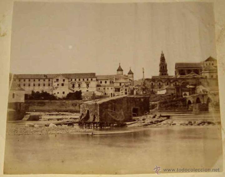 Fotografia antica: ANTIGUA FOTOGRAFIA ALBUMINA DE CORDOBA - MIDE 21,3 X 18,4 CMS. - VISTA GENERAL