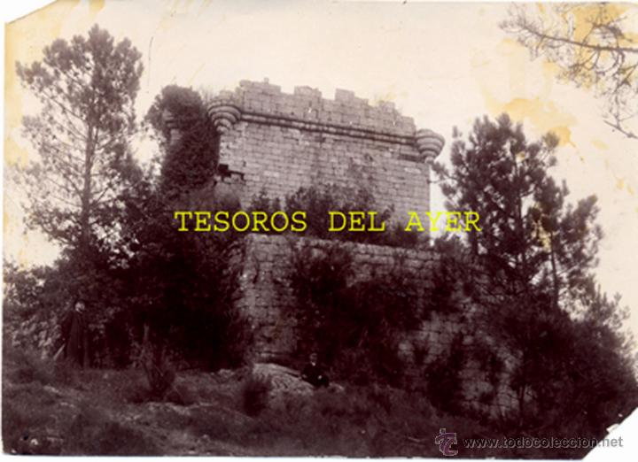Fotografia antiga: ANTIGUA FOTOGRAFIA ALBUMINA ORIGINAL DEL FOTOGRAFO FRANCISCO ZAGALA, O Castelo de Sobroso en Vilasob