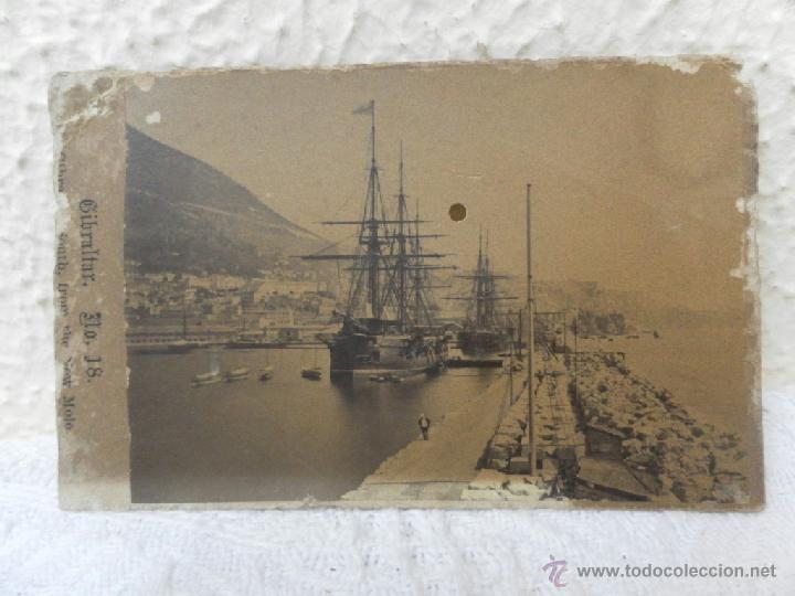 Antique Photography: Fotograf&iacute;a de barcos en puerto de Gibraltar. Sobre cart&oacute;n.