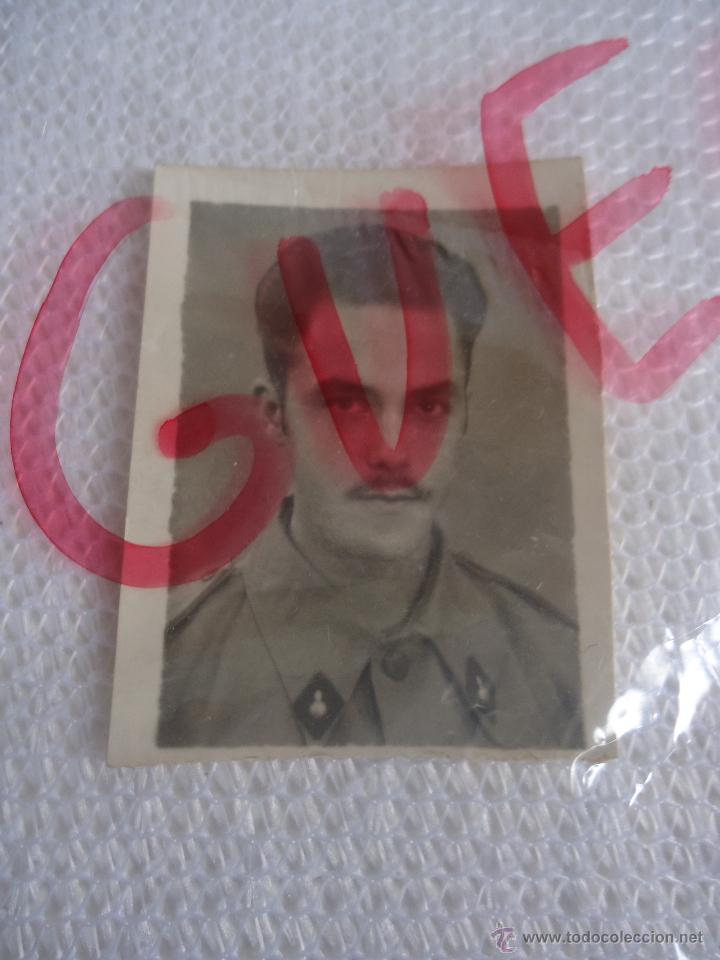 Alte Fotografie: Antigua fotografia de joven militar en Melilla. A&ntilde;o 1952.