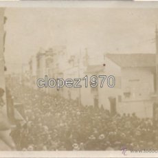 Fotografía antigua: SEVILLA,1922, CALLE FERIA , ENTIERRO DE VARELITO,85X60MM. Lote 47000498