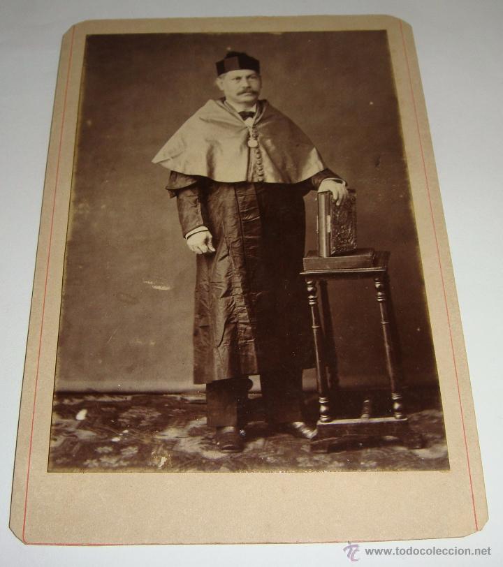 Antique Photography: Antigua Fotograf&iacute;a. S.XIX.Alb&uacute;mina. Sacerdote. Con dedicatoria y fechada 1889. Fot Gregorio Espiritu