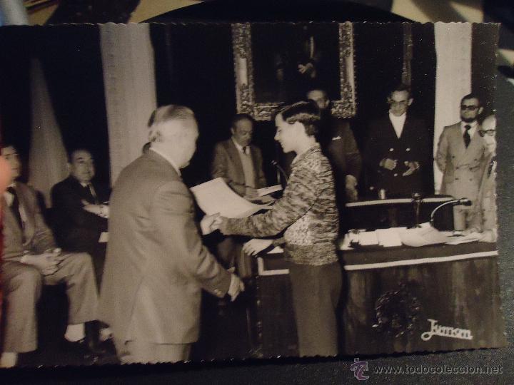 Fotografia antica: fotografia cadiz fotos referencia juman - alcalde jeronimio almagro salon plenos entrega de diplomas