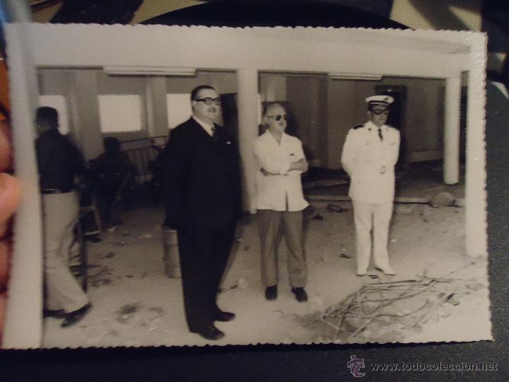 Fotografia antica: fotografia cadiz fotos referencia juman - alcalde jeronimo almagro visita piscina municipal estadio