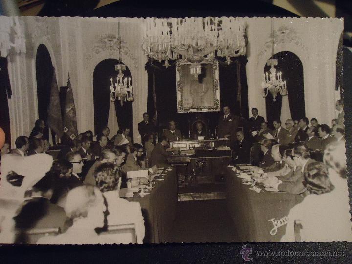 Fotografia antica: fotografia cadiz fotos referencia juman - alcalde jeronimo almagro pleno en el ayuntamiento