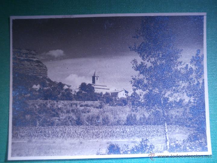 Alte Fotografie: Antigua fotograf&iacute;a - Panoramica con campanario al fondo - Sin determinar, de momento. 125mm. x 85mm.