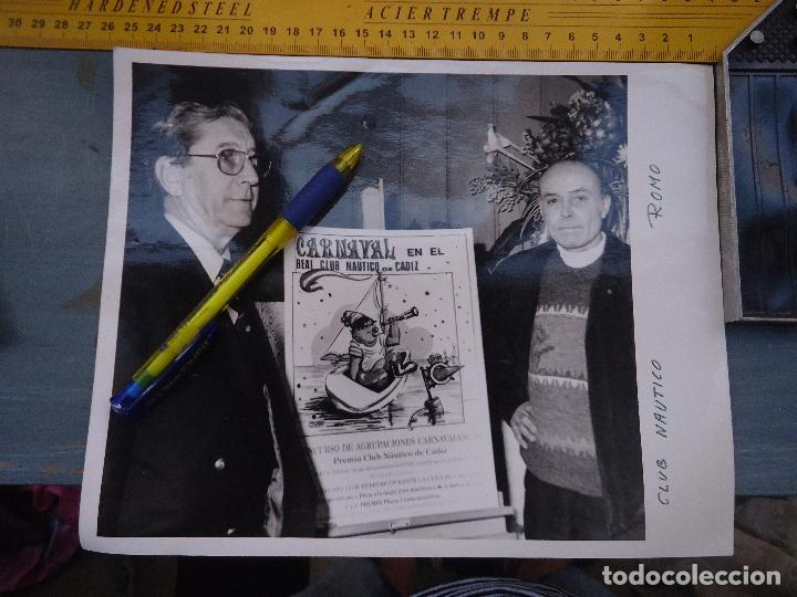 Fotograf&iacute;a antigua: fotografia cadiz futbol cadiz carnaval , presentacion del cartel por el club nautico