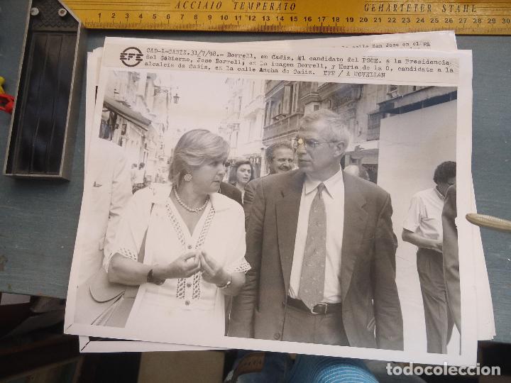 Alte Fotografie: fotografia cadiz 1998 borrell en cadiz, candidato psoe maria de la o candidata alcaldia calle ancha