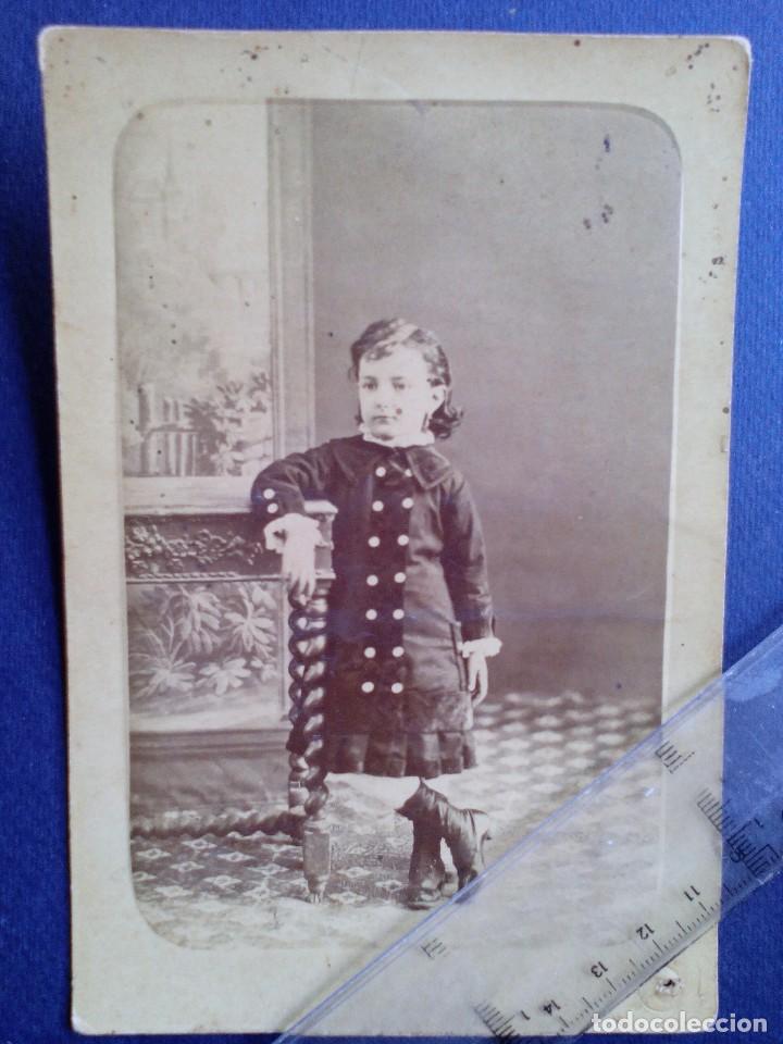 Antique Photography: antigua foto de estudio - ni&ntilde;a - fotografo R. Sabater - carton duro - castellon - 16 x 11 c.m