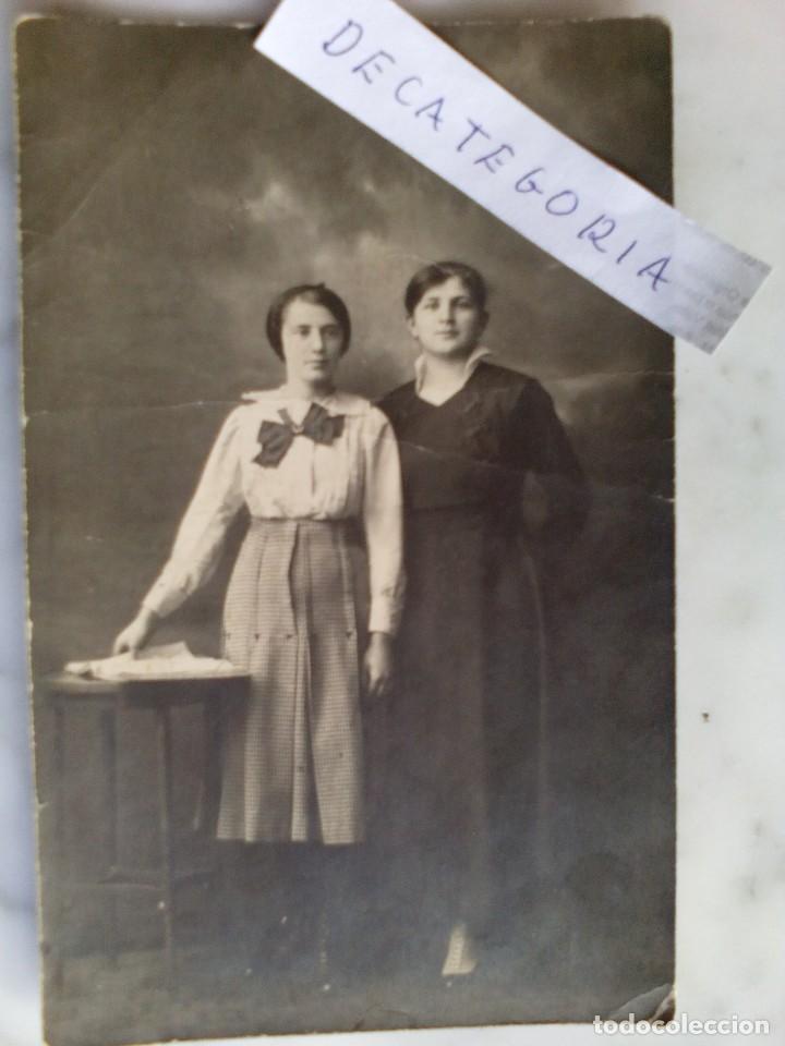 Antique Photography: antigua fotografia con dos se&ntilde;oritas