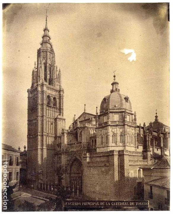 Fotografia antiga: Alguacil fachada principal de la catedral de Toledo