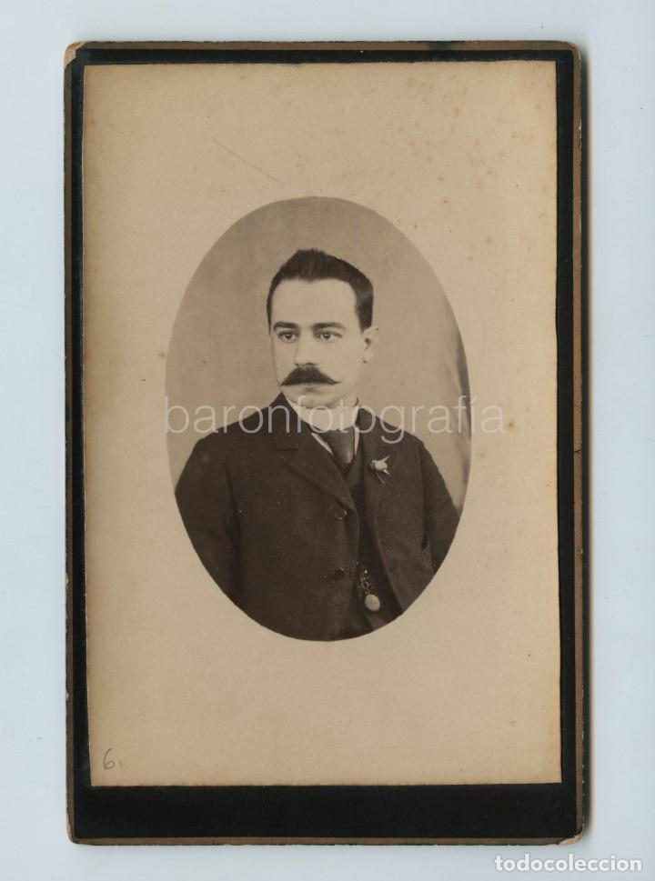 Antique Photography: Retrato cabinet A. DE JORBA, BADALONA.  Manuscrito al dorso. finales s.XIX 11x16,5 cm.