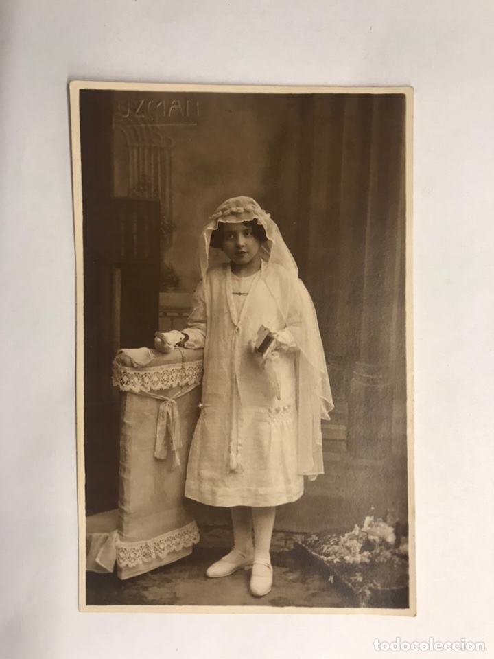 Alte Fotografie: RETRATO ESTUDIO. Ni&ntilde;a Primera Comunion. Autor: Guzm&aacute;n. C/ Cuarte (a.1926)