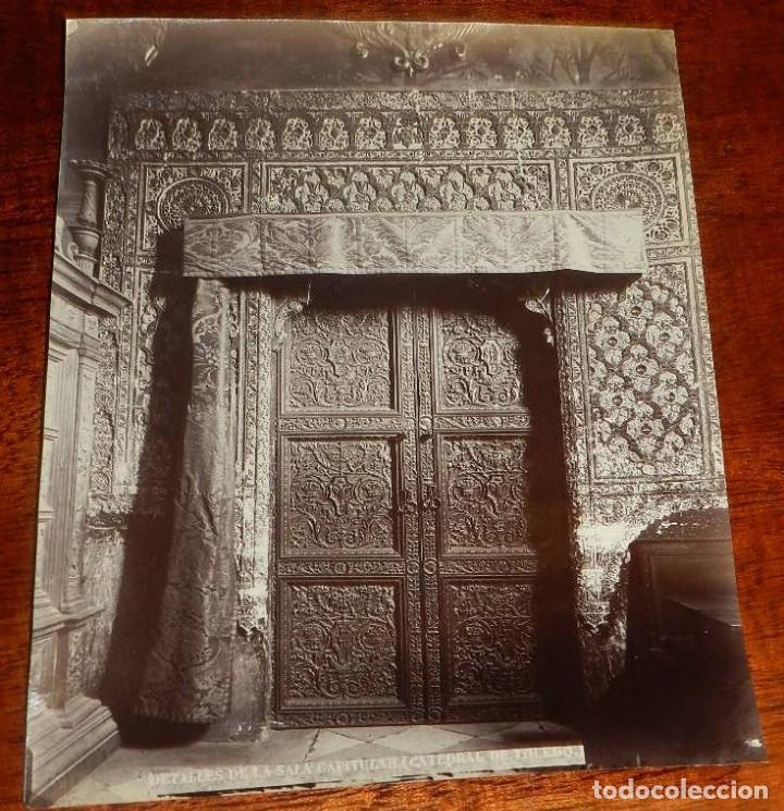Fotografia antica: ALBUMINA DE LA CATEDRAL DE TOLEDO, DETALLES DE LA SALA CAPITULAR, POSIBLEMENTE FOTO ALGUACIL, MIDE 2