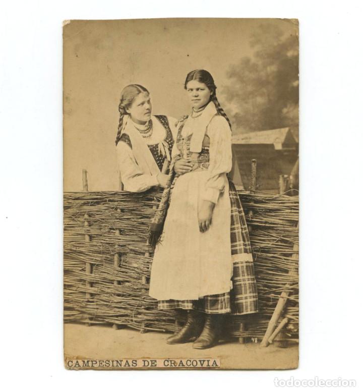Fotograf&iacute;a antigua: CAMPESINAS DE CRACOVIA, 8,5X12,5 cm. s.XIX.