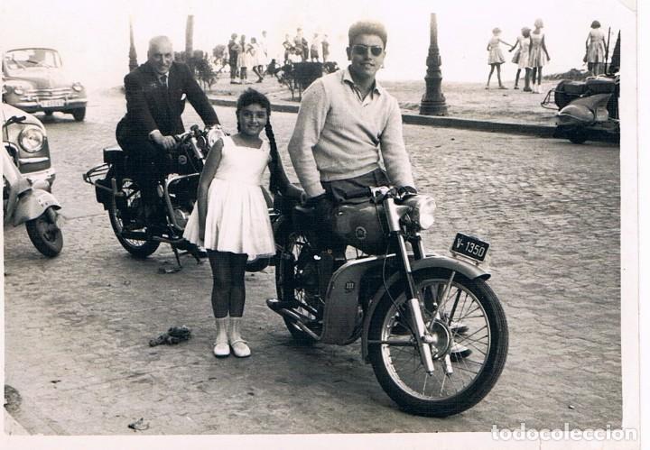 Fotograf&iacute;a antigua: motos montesa,vespas, r 4