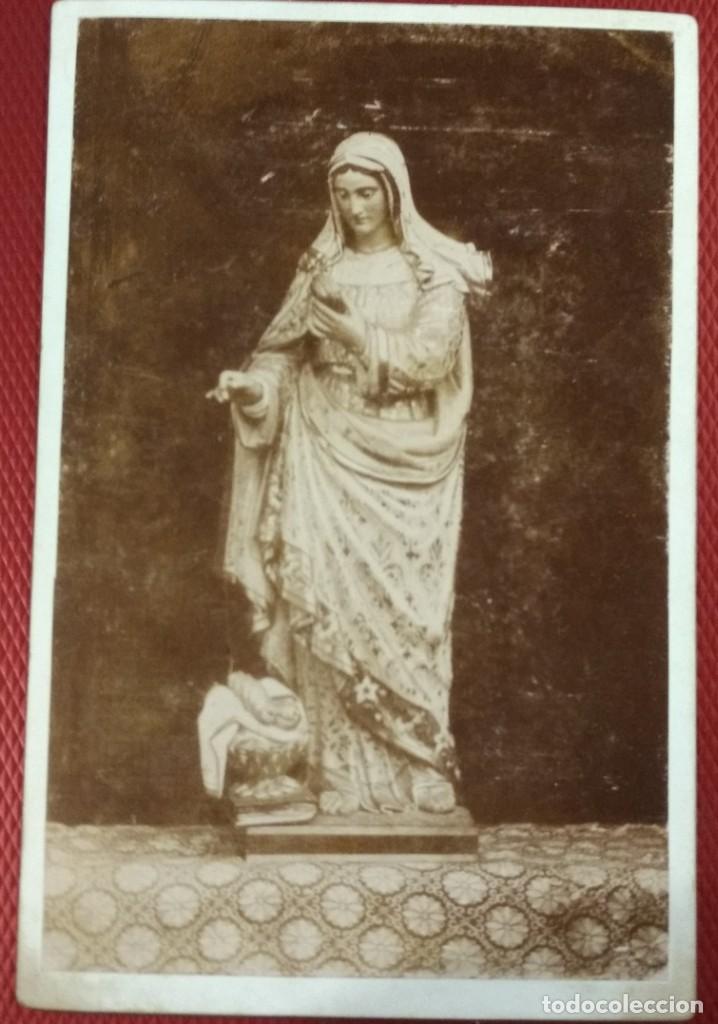 Antique Photography: Fotograf&iacute;a imagen de la Vrigen, paree la Virgen del pan. No figura fot&oacute;grafo. 16 x 10,50 cm
