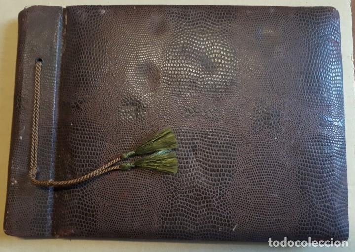 Fotografia antica: Antiguo &aacute;lbum de fotos, con algunas fotos civiles