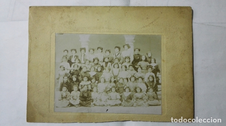 Fotografia antiga: ANTIGUA FOTOGRAFIA, PROFESORAS Y ALUMNAS COLEGIO FEMENINO, MEDIDAS 26 X 18 CM