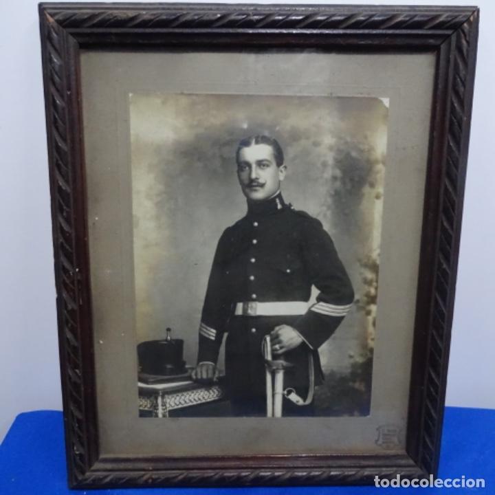 Fotograf&iacute;a antigua: Fotograf&iacute;a oficial.