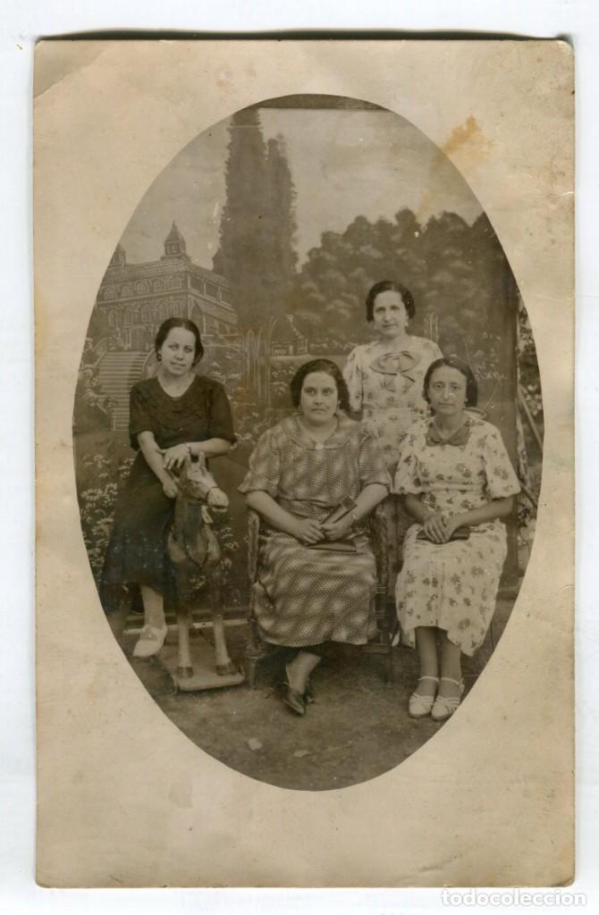 Antique Photography: FOTO DE SE&Ntilde;ORAS (TARJETA POSTAL) (14 X 9 CMS APROX.) VER REVERSO