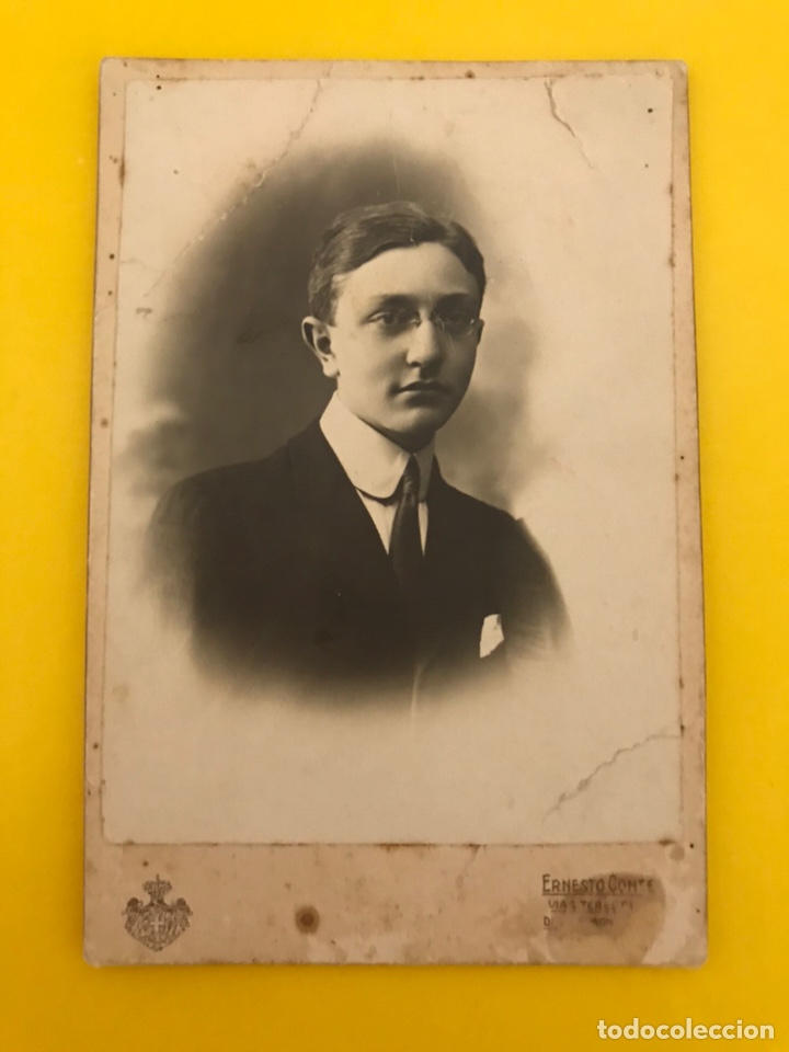Alte Fotografie: N&Aacute;POLES. Fotograf&iacute;a antigua ALBUMINA , Joven con Anteojos. RETRATO. Ernesto Conte (h.1900?)