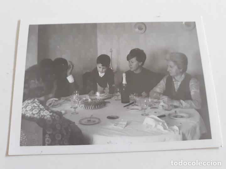 Fotografia antiga: Celebraci&oacute;n de cumplea&ntilde;os de ni&ntilde;o