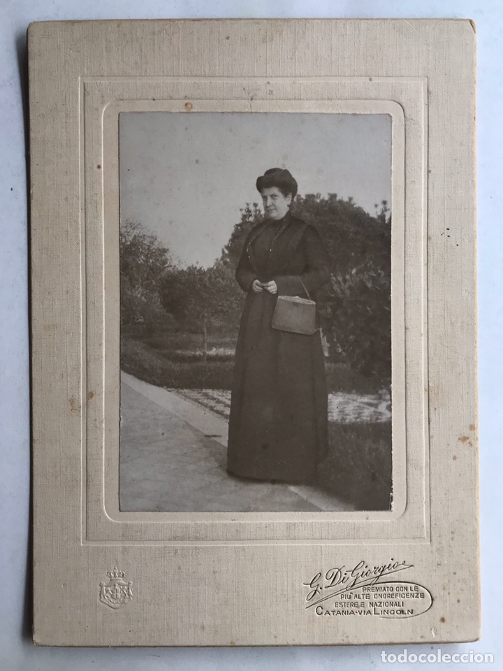 Fotografia antica: CATANIA (Sicilia) Fotograf&iacute;a antigua. Se&ntilde;ora con vestido Negro FOTO: G. Di Giorgio (h.1900?)