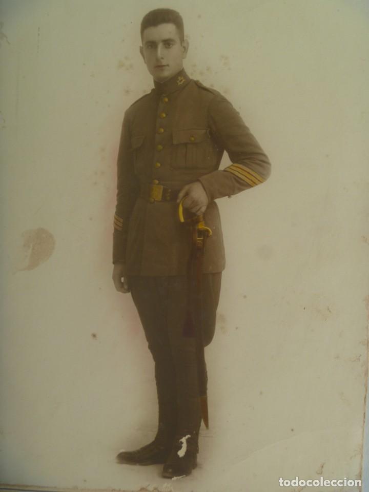 Fotograf&iacute;a antigua: GRAN FOTO DE MILITAR, SARGENTO RGTO. DE INFANTERIA PRINCESA  N&ordm; 4, SABLE. DE GUISCOT .... 17 X 29 CM