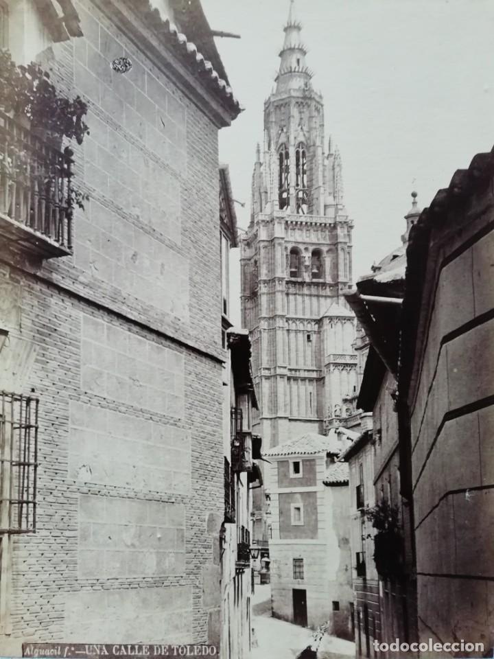 Fotografia antiga: Alguacil una calle de Toledo
