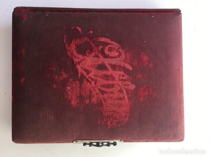 Antique Photography: &Aacute;lbum de fotos s.XIX