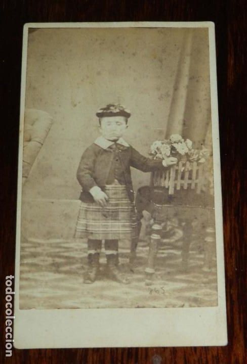 Fotografia antica: FOTOGRAFIA ALBUMINA TIPO CDV, JOVEN NI&Ntilde;A, FINALES DE SIGLO XIX, MIDE 10 X 6 CMS.