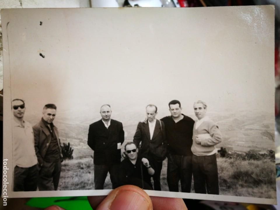 Alte Fotografie: Fotograf&iacute;a Se&ntilde;ores en la Monta&ntilde;a a&ntilde;os Cincuenta Original