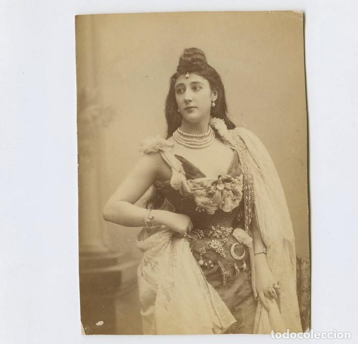 Fotografia antica: ACTRIZ POR IDENTIFICAR, 1890 aprox. fot&oacute;grafo ilegible. 10,5X14 CM.
