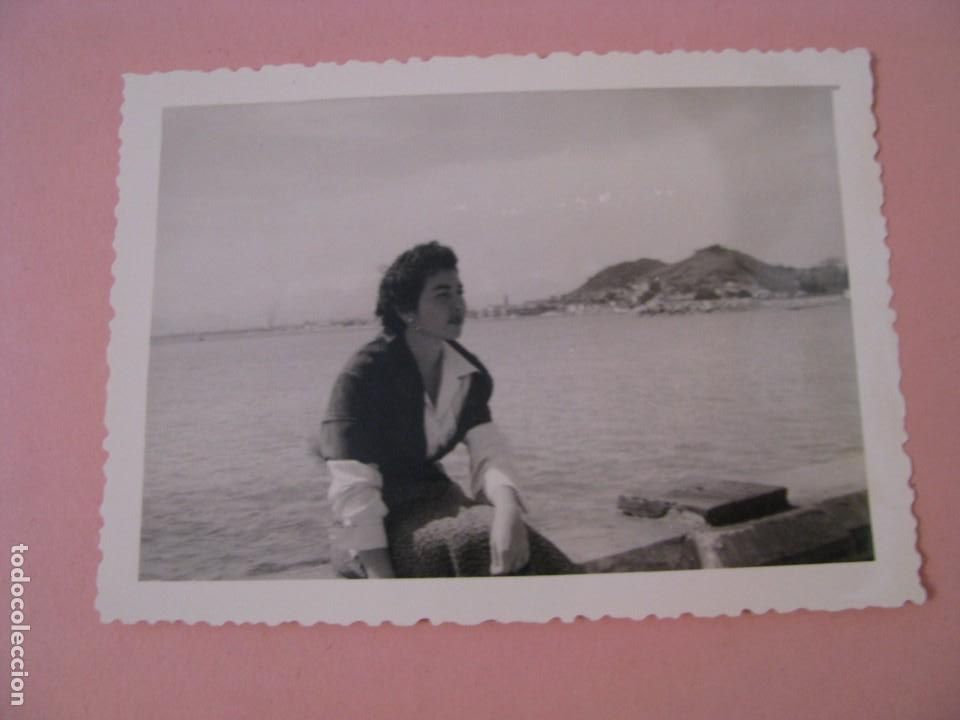 Antique Photography: FOTOGRAF&Iacute;A DEL PELLIN. LABORATORIO FOTOGRAFICO, MALAGA. 10X7,5 CM.