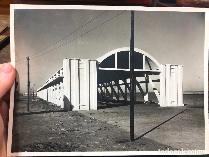 Alte Fotografie: ANTIGUA FOTO CADIZ - REPORTAJE CONSTRUCCION PUERTO Y PUNTA SAN FELIPE - MEDIDA 23X17,5 CM