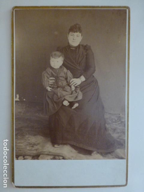 Fotografia antica: RETRATO DE MADRE E HIJO HINOJOSA DEL DUQUE CORDOBA HACIA 1890 TAMA&Ntilde;O CABINET
