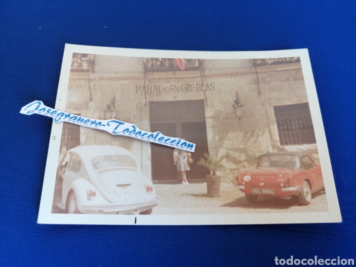 Antique Photography: PARADOR GIL BLAS SANTILLA DEL MAR FOTOGRAFIA CON COCHES ESCARABAJO