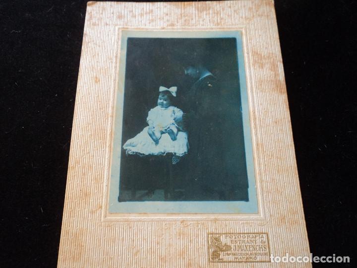 Antique Photography: MADRE POSA CON HIJITA, FOTO MAXENCHS, MATARO, 24 X 17