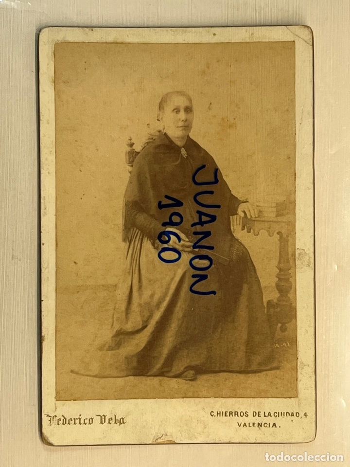 Fotografia antica: FEDERICO VELA, fot&oacute;grafo. Retrato de Se&ntilde;ora Sentada&hellip; (fin Siglo XIX) Medidas: 8 x 12,5 cm.,