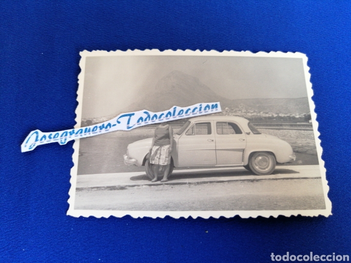 Fotografia antica: COCHE CON MODELO FOTOGRAFIA ANTIGUA