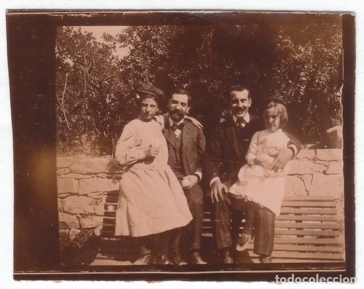 Antique Photography: Caballeros con sus ni&ntilde;as en el jard&iacute;n. 1900s vv