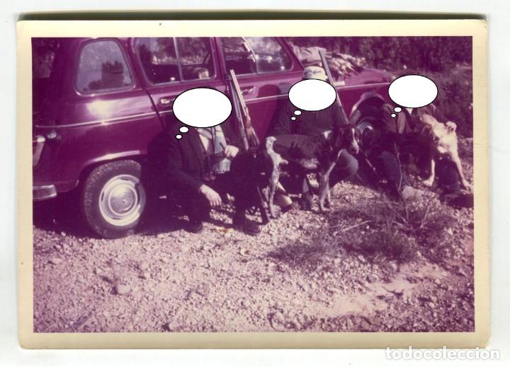 Antique Photography: RENAULT 4 CAZADORES, PERROS, ESCOPETAS ANTIGUA FOTOGRAFIA MEDIDAS 12,5 X 9 CMS. APROX.