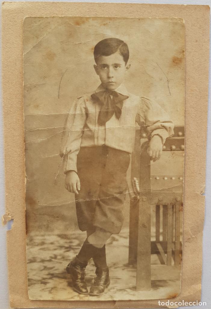 Fotografia antica: Retrato infantil. Autor&iacute;a sin identificar. Ca. 1885. Carte visite sin trasera