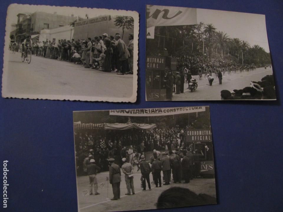 Fotograf&iacute;a antigua: 3 FOTOS DE UNA CARRERA DE BICICLETAS. CICLISMO. A&Ntilde;OS 50 O 60. UNA FOTO LLEVA SELLO JUMAN, CADIZ.