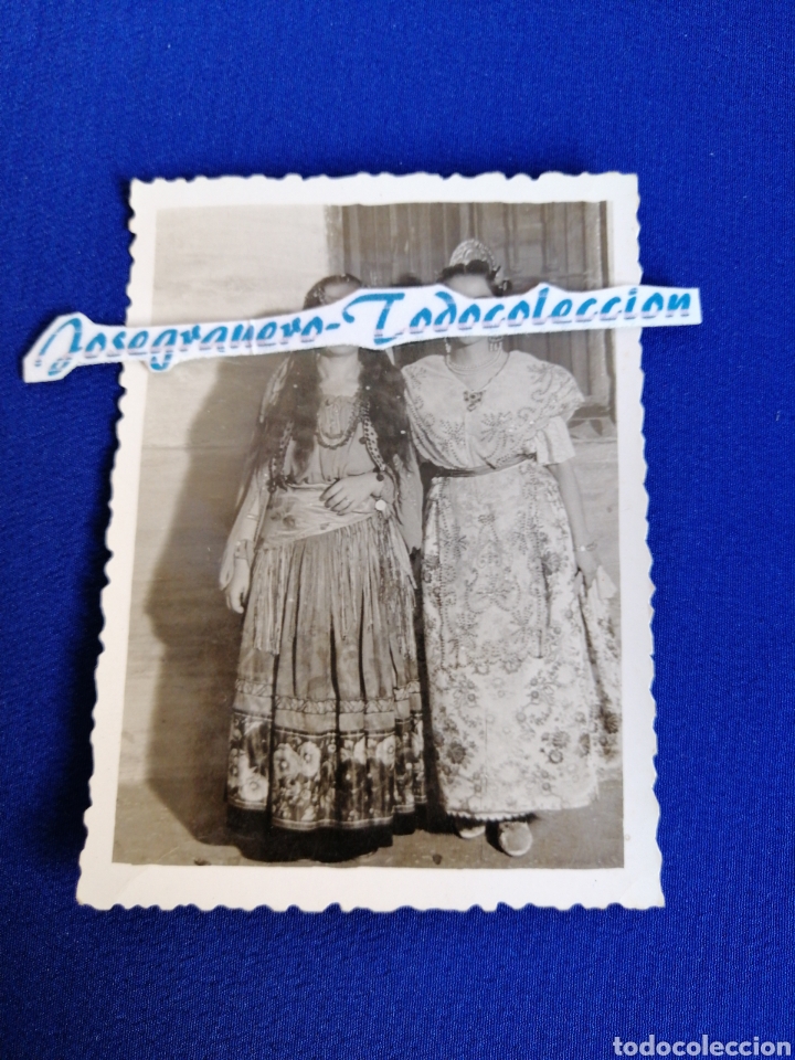 Photographie ancienne: VALENCIANA MODELOS TRAJES REGIONALES DIFERENTES a&ntilde;o 1953